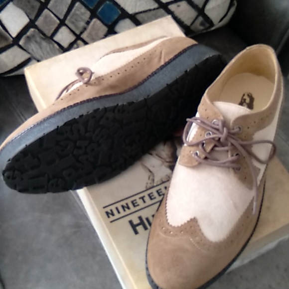 NWTHush Puppies. TEDDY OXFORDS